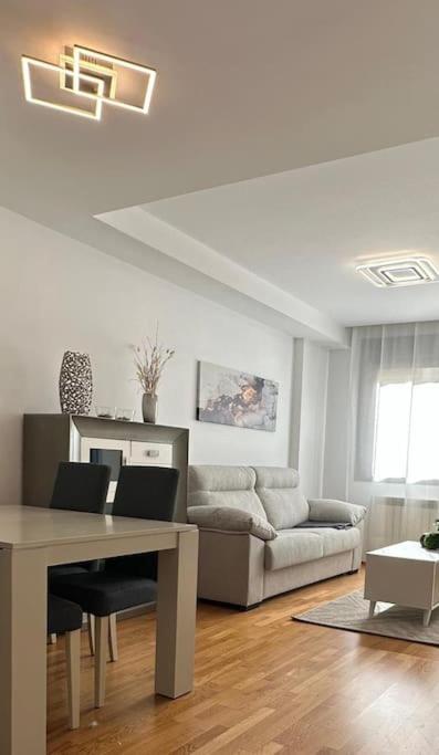 Studio 14 + Garaje Incluido. Nuevo, Elegante, Acogedor. Аро Экстерьер фото