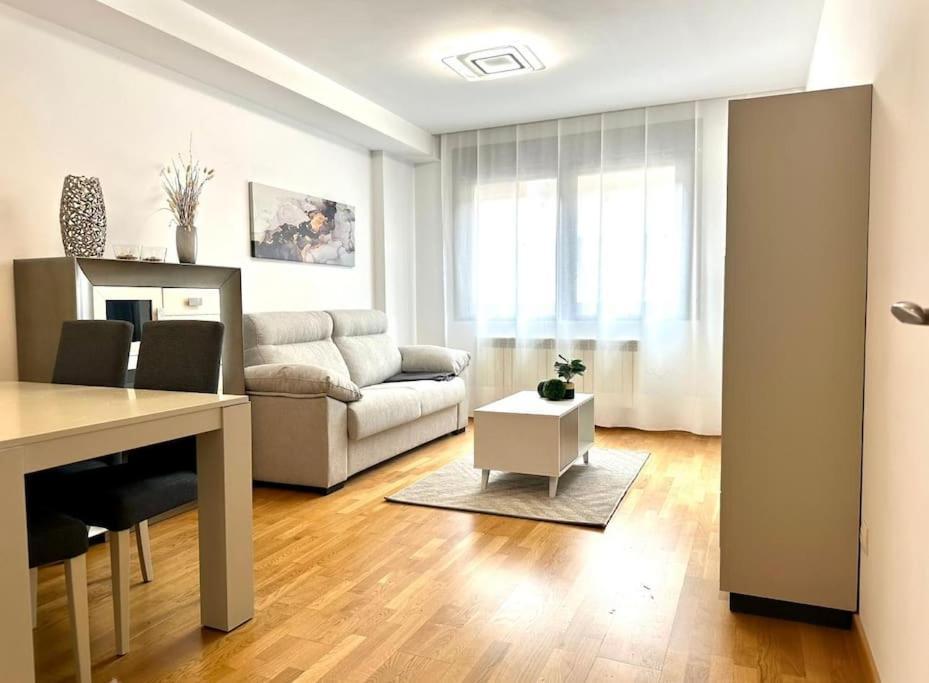 Studio 14 + Garaje Incluido. Nuevo, Elegante, Acogedor. Аро Экстерьер фото